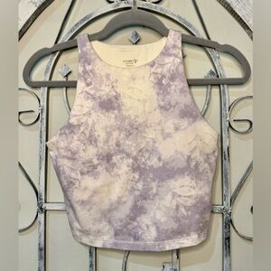 Old Navy Active Wear Top / Powerchill/ Light Support / Go-Dry #1003